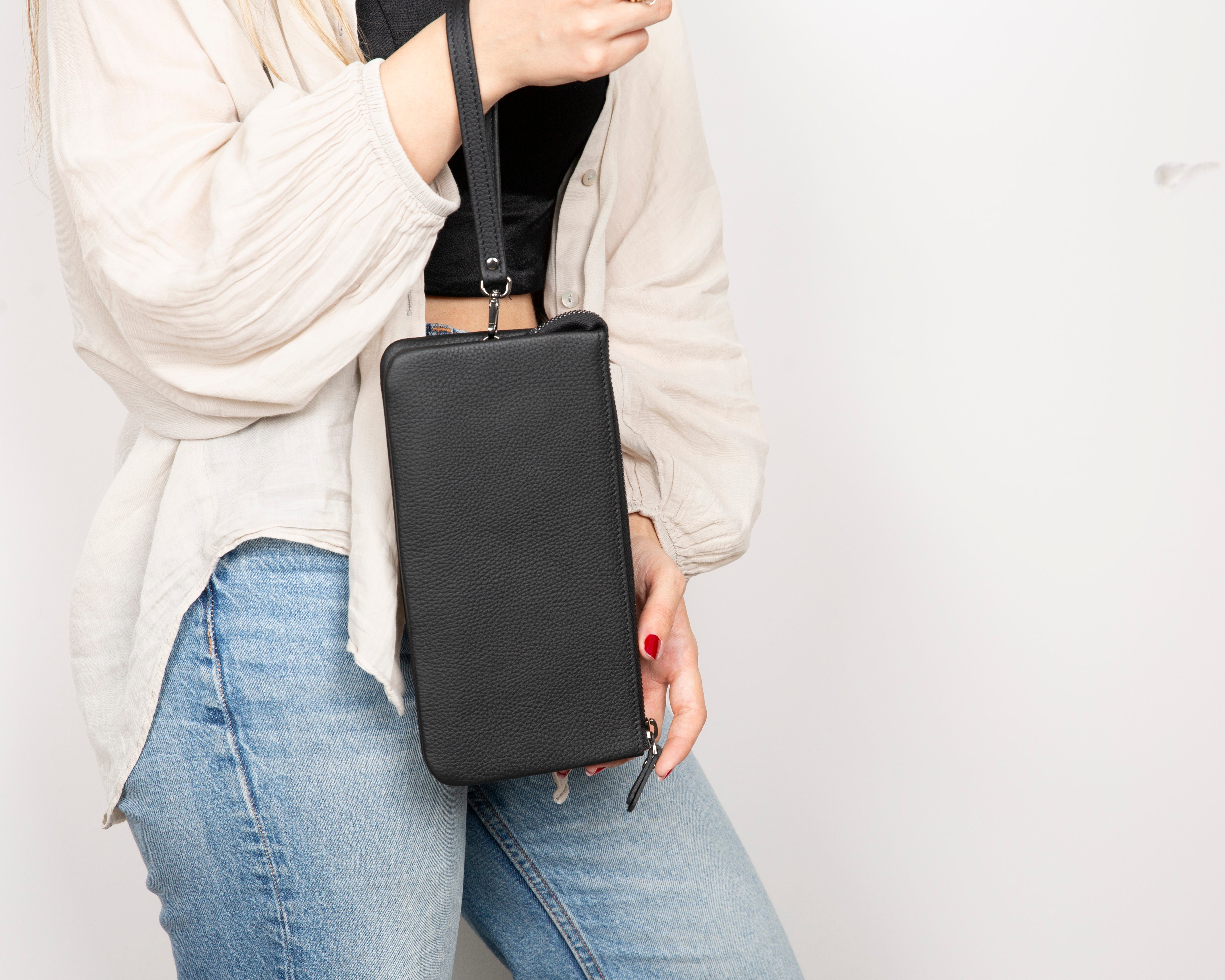 Majeste Leather Clutch Bag-3